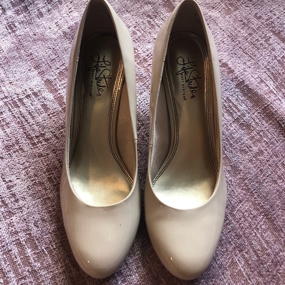 Life Stride Shoes - Nude kitten heals